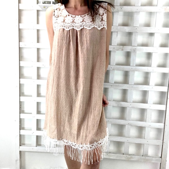 Hayden Dresses & Skirts - Hayden Boutique shift fringe dress lace feminine